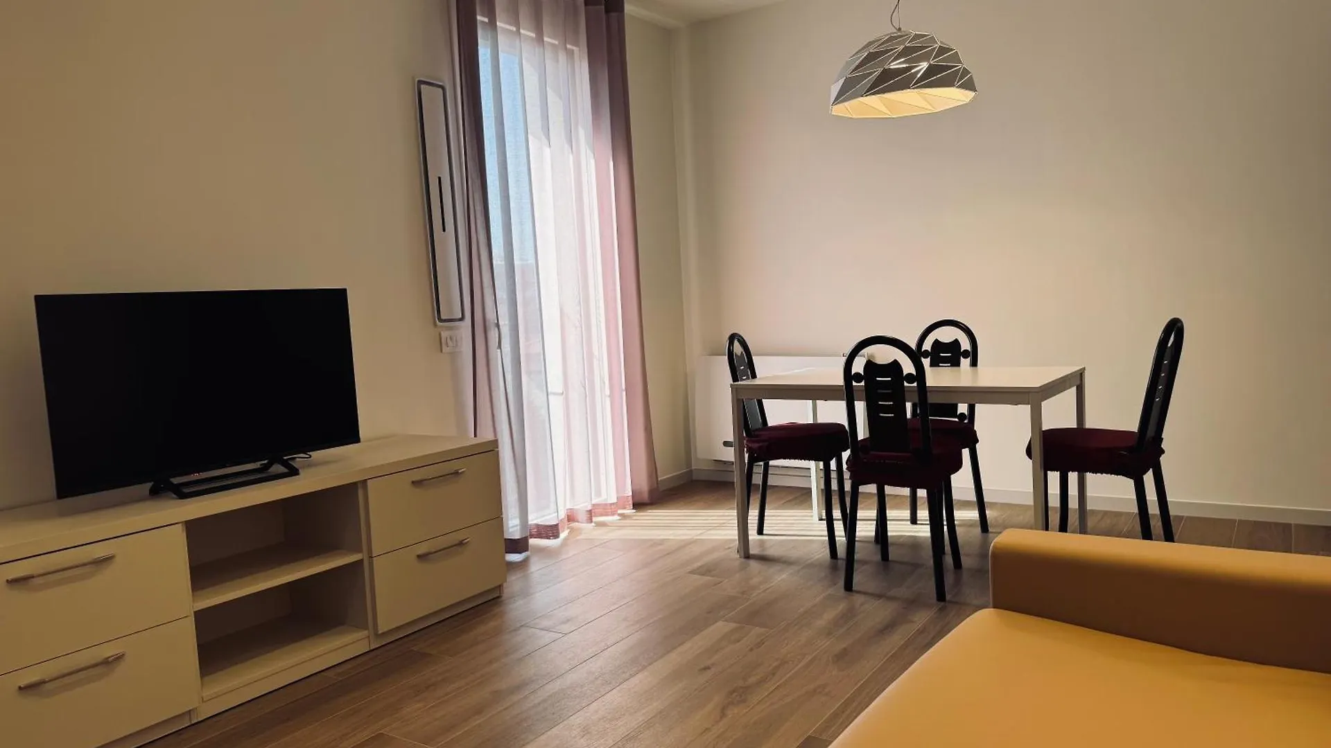 Residenza Esclusiva Διαμέρισμα Ίμολα