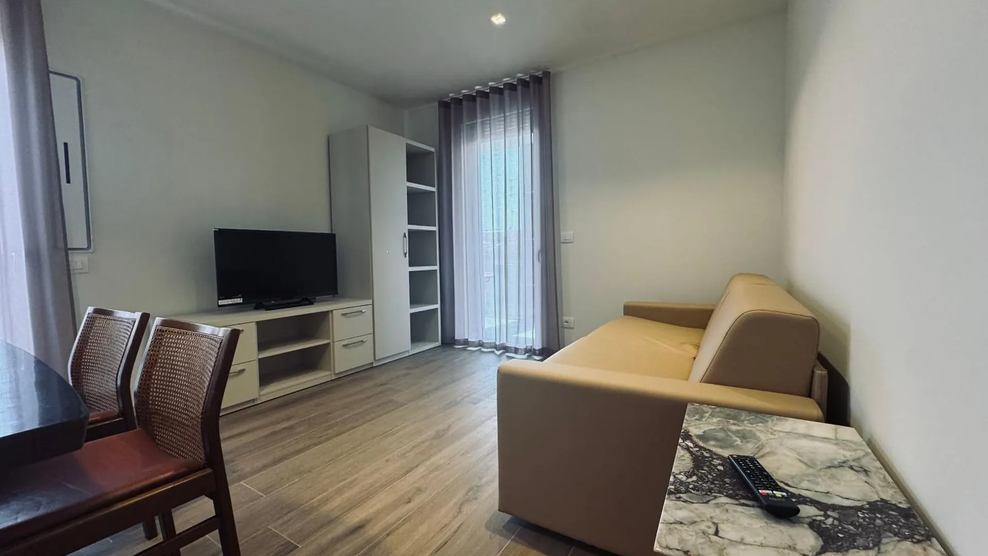 Residenza Esclusiva Διαμέρισμα Ίμολα